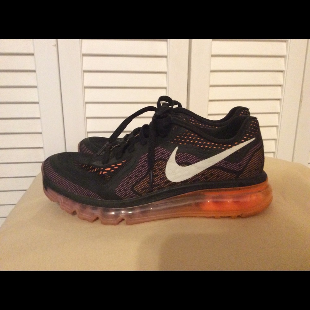 Nike Air Max. Like new. Worn less than 10 times.